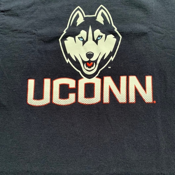 Uconn - Picture 5 of 8